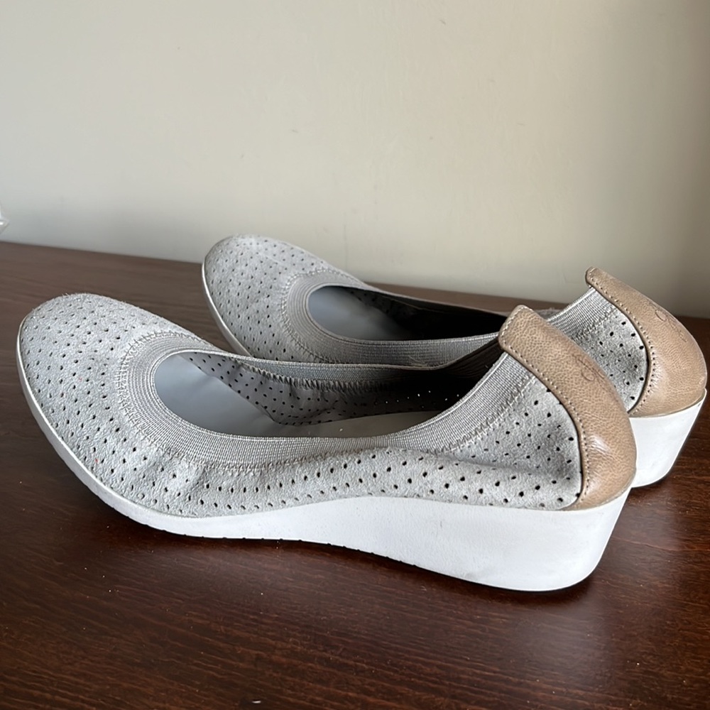 Cole Haan Suede Comfort Shoes Size 8.5